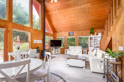 Living - 44575 S Fork Dr, Three Rivers, CA 93271 photo 6 of 7