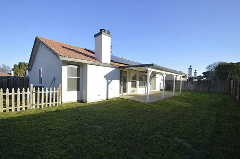 Exterior - 1133 Cousins Ct, Lemoore, CA 93245 photo 6 of 7