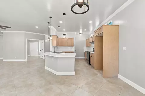Other - 4910 N Crestmoor Ave, Clovis, CA 93619 photo 6 of 13