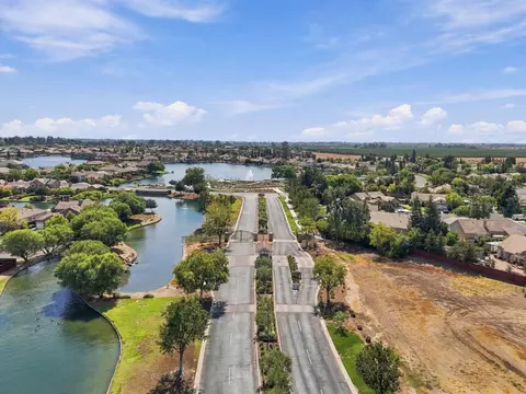 View/Area - 4910 N Crestmoor Ave, Clovis, CA 93619 photo 13 of 13