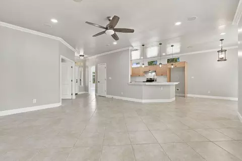 Living - 4910 N Crestmoor Ave, Clovis, CA 93619 photo 3 of 7