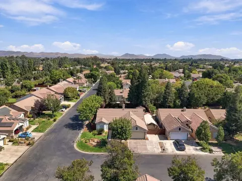 View/Area - 4910 N Crestmoor Ave, Clovis, CA 93619 photo 5 of 13