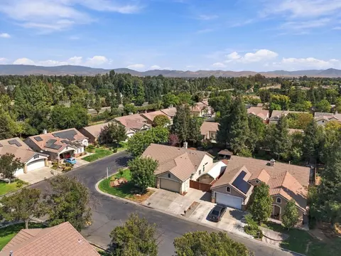 View/Area - 4910 N Crestmoor Ave, Clovis, CA 93619 photo 6 of 13
