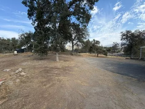 29271 Auberry Rd, Prather, CA 93651 photo 4