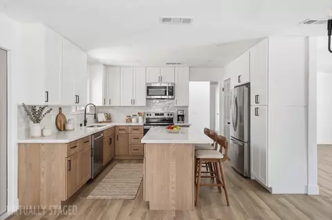 Kitchen - 1064 Carey Ave, Clovis, CA 93611 photo 1 of 4