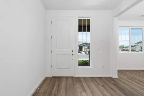 Entry Way - 1237 Cathedral Ct S, Madera, CA 93636 photo 1 of 7
