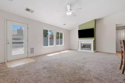 Living - 4029 E Mdw, Visalia, CA 93292 photo 1 of 2