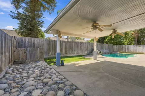 Exterior - 4029 E Mdw, Visalia, CA 93292 photo 6 of 8