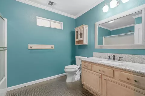 Bath - 4029 E Mdw, Visalia, CA 93292 photo 1 of 5