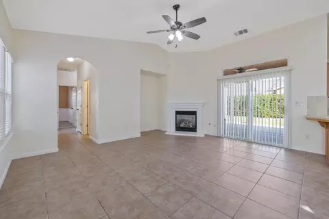 Living - 1678 Hawthorn St, Lemoore, CA 93245 photo 4 of 8
