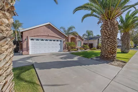 Exterior - 1678 Hawthorn St, Lemoore, CA 93245 photo 3 of 10