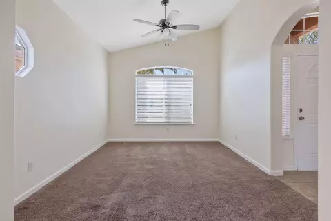 Living - 1678 Hawthorn St, Lemoore, CA 93245 photo 7 of 8