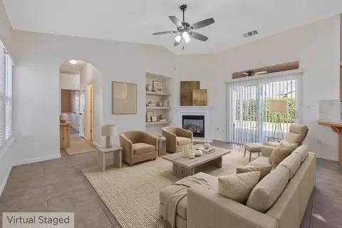 Living - 1678 Hawthorn St, Lemoore, CA 93245 photo 3 of 8