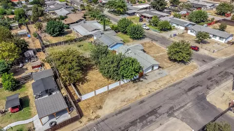 View/Area - 8753 E Ostler St, Selma, CA 93662 photo 2 of 9