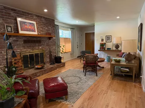 Living - 213 Hilton St, Madera, CA 93637 photo 2 of 4