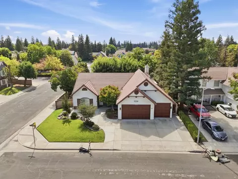 2074 Calimyrna Ave, Clovis, CA 93611