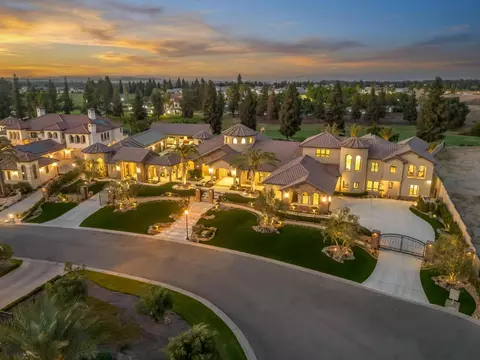 View/Area - Undisclosed, Fresno, CA 93730 photo 1 of 6