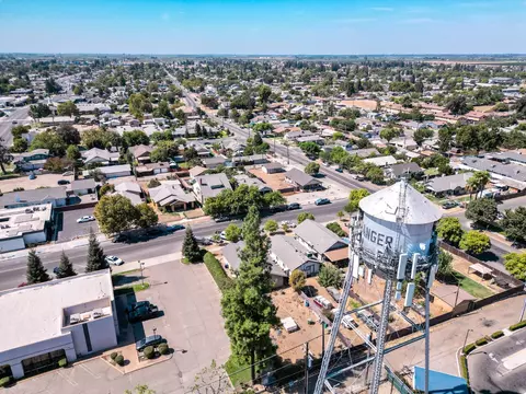 View/Area - 511 N St, Sanger, CA 93657 photo 2 of 2