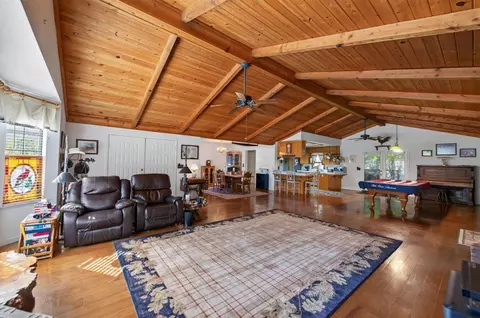 Living - 46250 Brookside Rd, Miramonte, CA 93641 photo 2 of 4