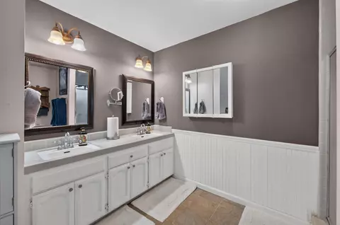 Bath - 46250 Brookside Rd, Miramonte, CA 93641 photo 4 of 6