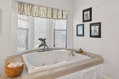 Bath - 46250 Brookside Rd, Miramonte, CA 93641 photo 6 of 6
