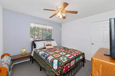 Bedroom - 46250 Brookside Rd, Miramonte, CA 93641 photo 4 of 7