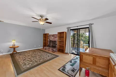 Living - 46250 Brookside Rd, Miramonte, CA 93641 photo 4 of 4
