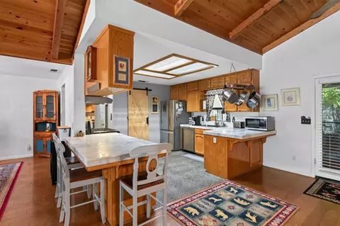 Kitchen - 46250 Brookside Rd, Miramonte, CA 93641 photo 2 of 7