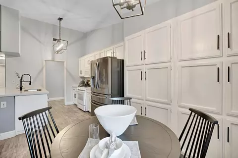 Dining - 2110 Goshen Ave, Clovis, CA 93611 photo 2 of 2