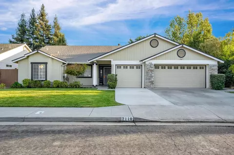Exterior - 2110 Goshen Ave, Clovis, CA 93611 photo 4 of 16