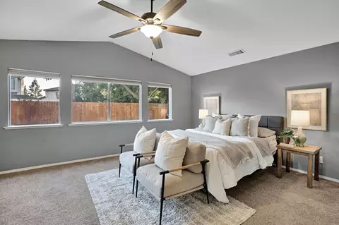 Bedroom - 2110 Goshen Ave, Clovis, CA 93611 photo 7 of 8
