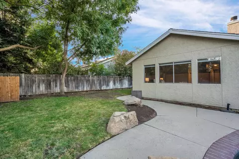 Exterior - 2110 Goshen Ave, Clovis, CA 93611 photo 11 of 16