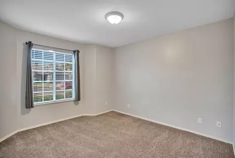 Bedroom - 2110 Goshen Ave, Clovis, CA 93611 photo 1 of 8
