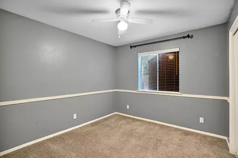 Bedroom - 2110 Goshen Ave, Clovis, CA 93611 photo 5 of 8