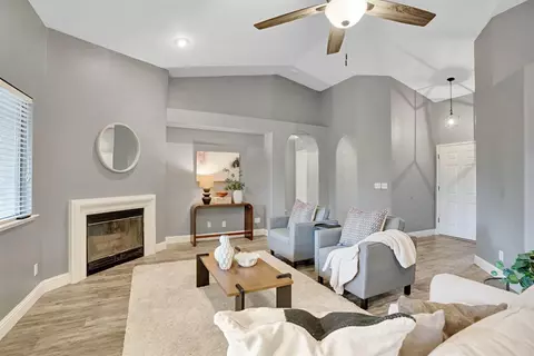 Living - 2110 Goshen Ave, Clovis, CA 93611 photo 3 of 3