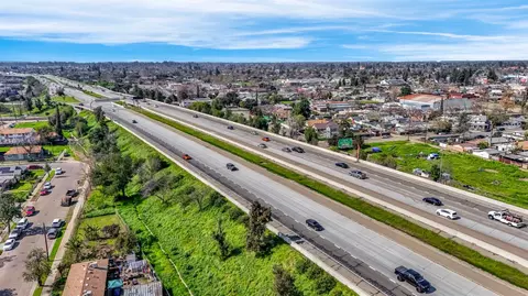 View/Area - 2311 E White Ave, Fresno, CA 93701 photo 8 of 8