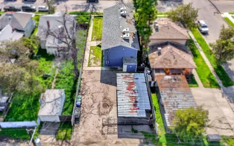 View/Area - 2311 E White Ave, Fresno, CA 93701 photo 6 of 8