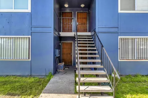 Exterior - 2311 E White Ave, Fresno, CA 93701 photo 4 of 4