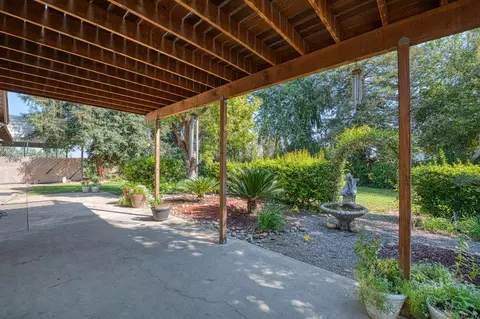 Exterior - 11249 Mountain View Dr, Madera, CA 93636 photo 17 of 27