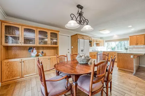 Dining - 11249 Mountain View Dr, Madera, CA 93636 photo 5 of 6