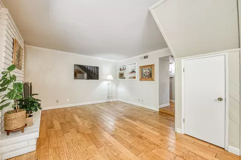 Living - 11249 Mountain View Dr, Madera, CA 93636 photo 2 of 6