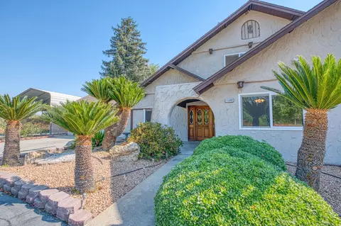 Exterior - 11249 Mountain View Dr, Madera, CA 93636 photo 9 of 27
