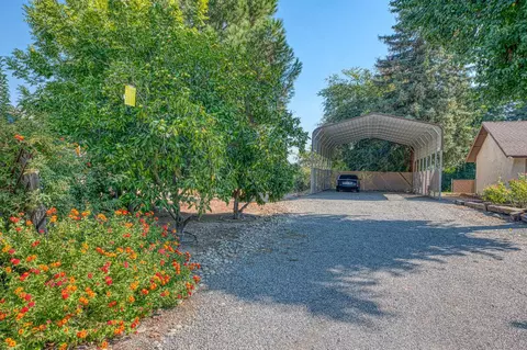 Exterior - 11249 Mountain View Dr, Madera, CA 93636 photo 2 of 27