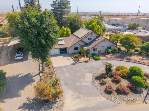 View/Area - 11249 Mountain View Dr, Madera, CA 93636 photo 2 of 12