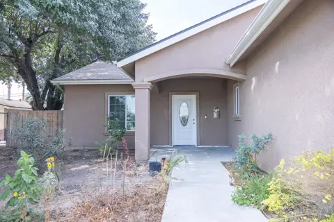 Exterior - 1707 Sylvia St, Selma, CA 93662 photo 4 of 6
