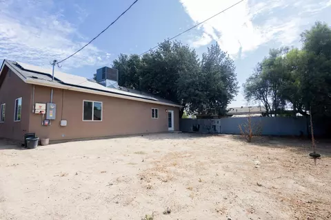 Exterior - 1707 Sylvia St, Selma, CA 93662 photo 6 of 6