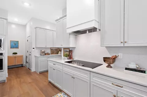 Kitchen - 1609 Atlantica Dr S, Madera, CA 93636 photo 5 of 5