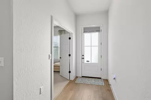 Entry Way - 1609 Atlantica Dr S, Madera, CA 93636 photo 3 of 3