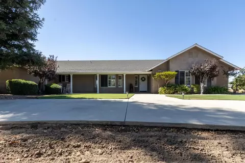 Exterior - 3589 N Markay Ave, Sanger, CA 93657 photo 1 of 8