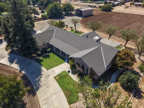 View/Area - 3589 N Markay Ave, Sanger, CA 93657 photo 2 of 7
